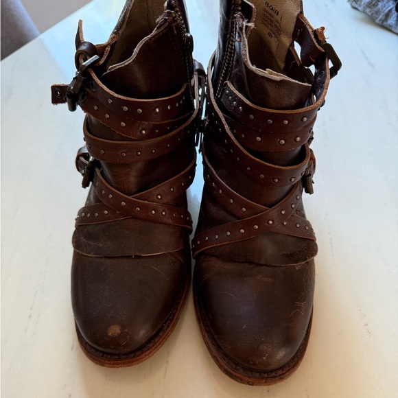 Freebird Caleb Ankle Boots - Picture 1 of 4